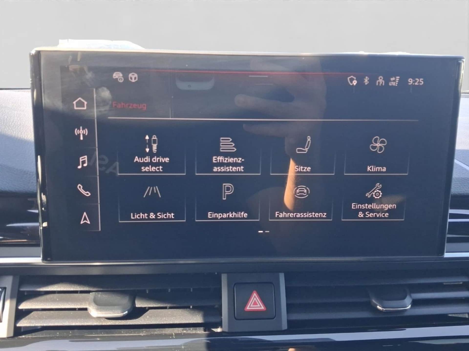 Audi A4 Avant S line