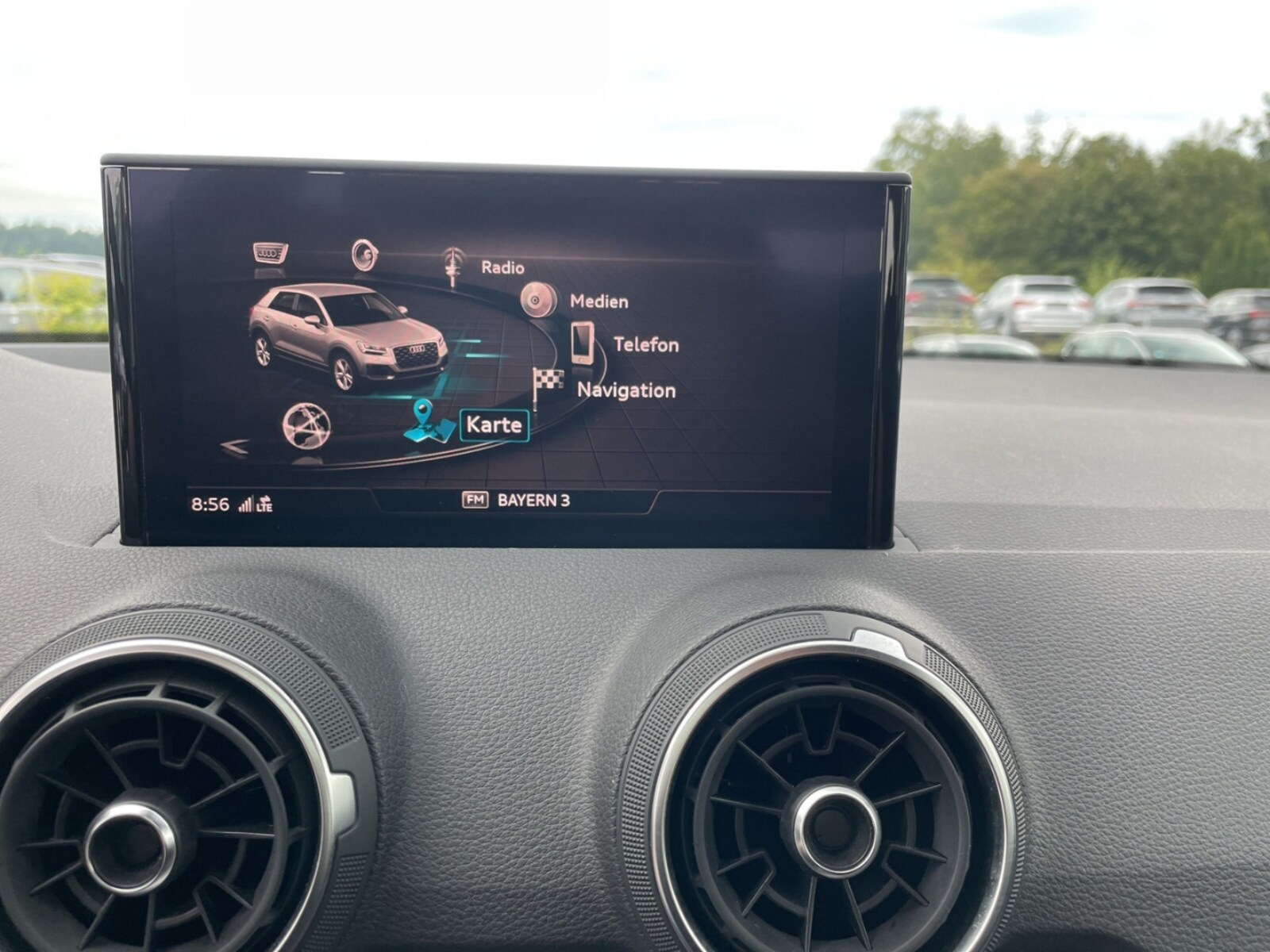 Audi SQ2 – Bild 13