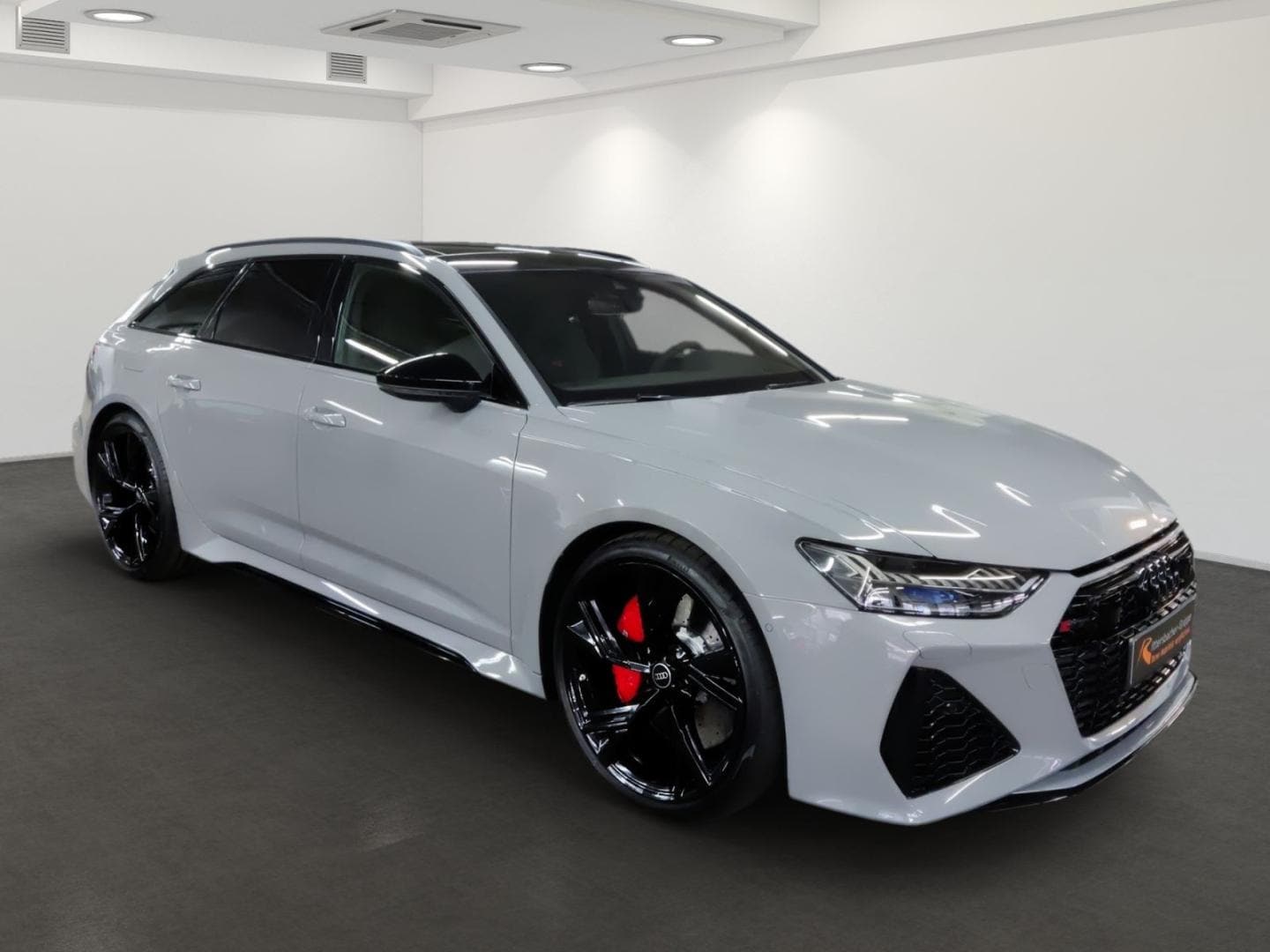 Image about Audi RS 6 Avant performance quattro tiptronic