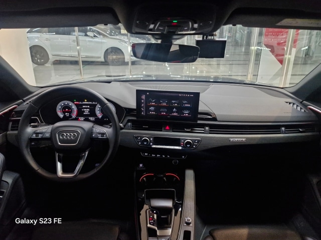 Audi A4 45 TFSI quattro Premium 195 265 kW hp S tronic 8