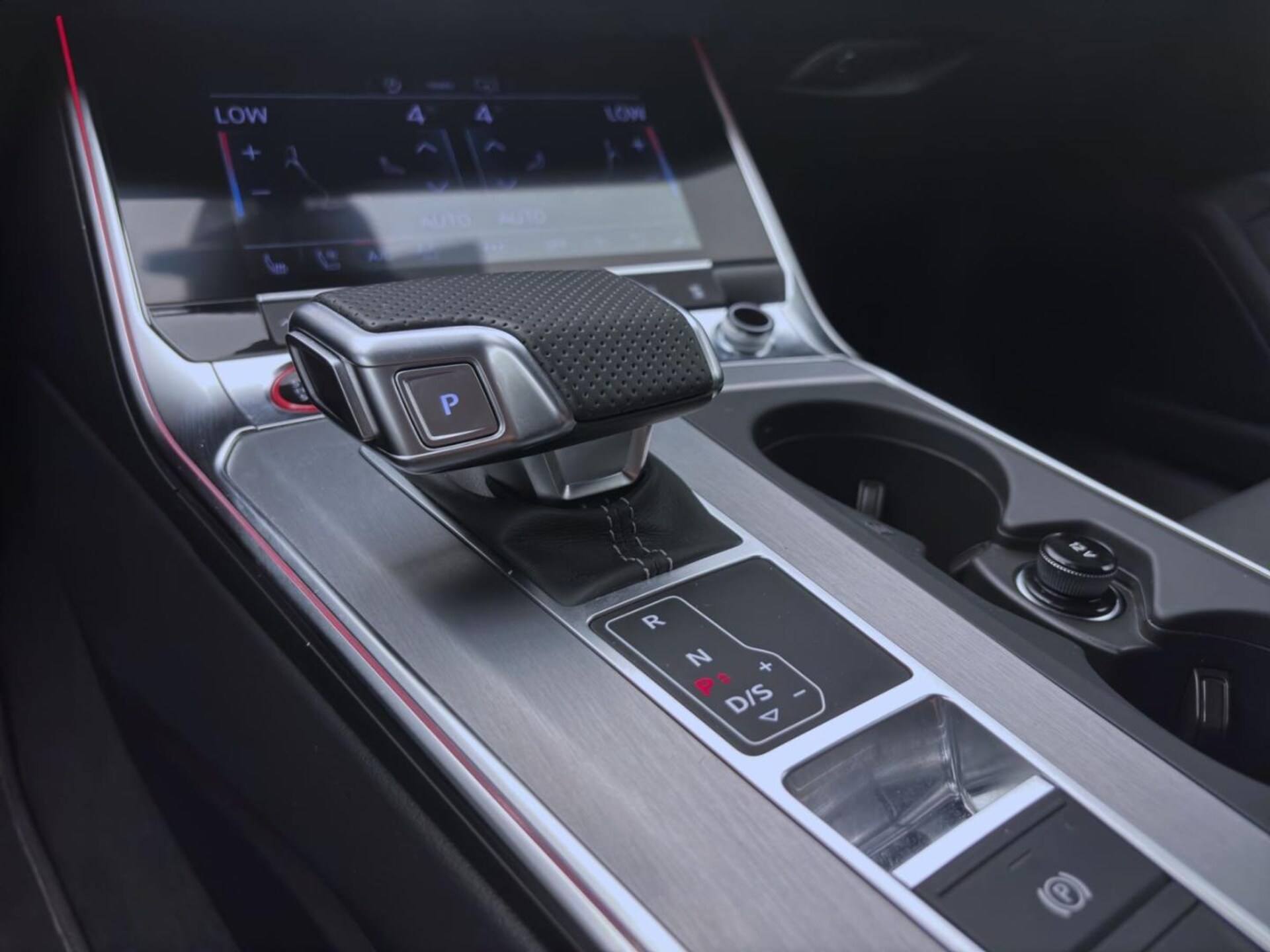 Audi S6 Avant