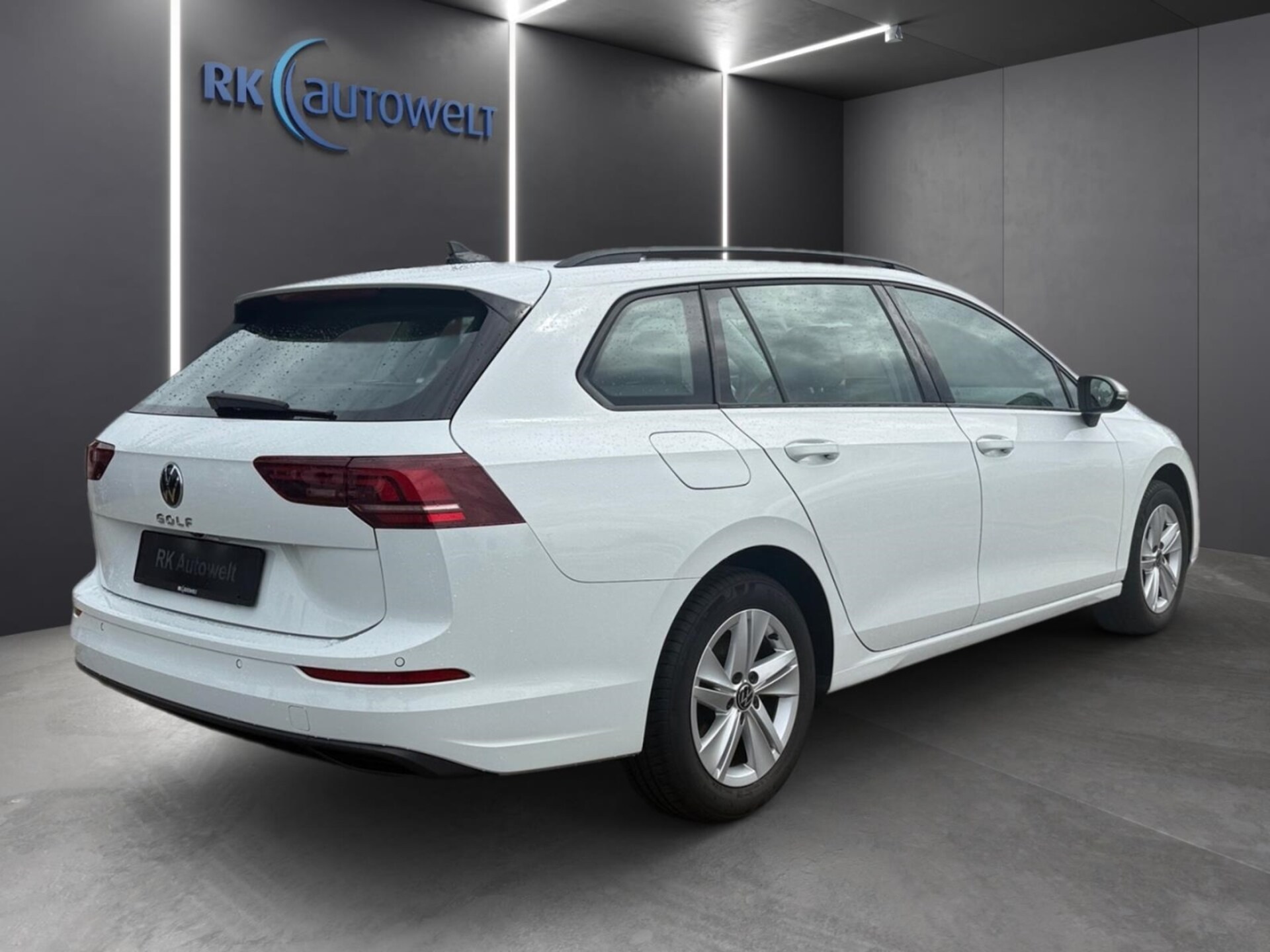 Volkswagen Golf Variant Life