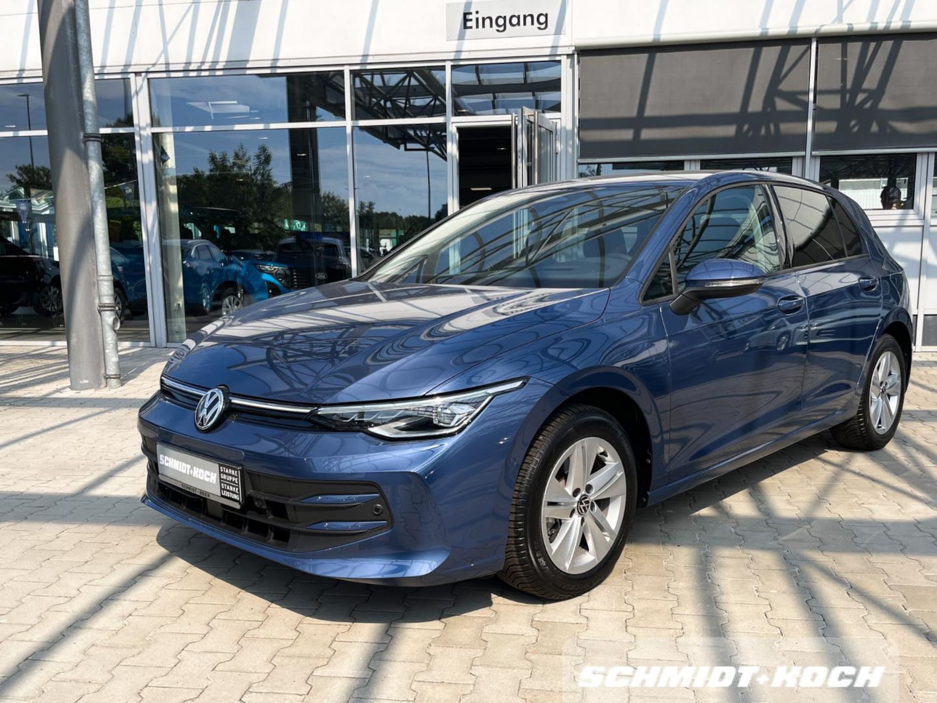 Volkswagen Golf Life