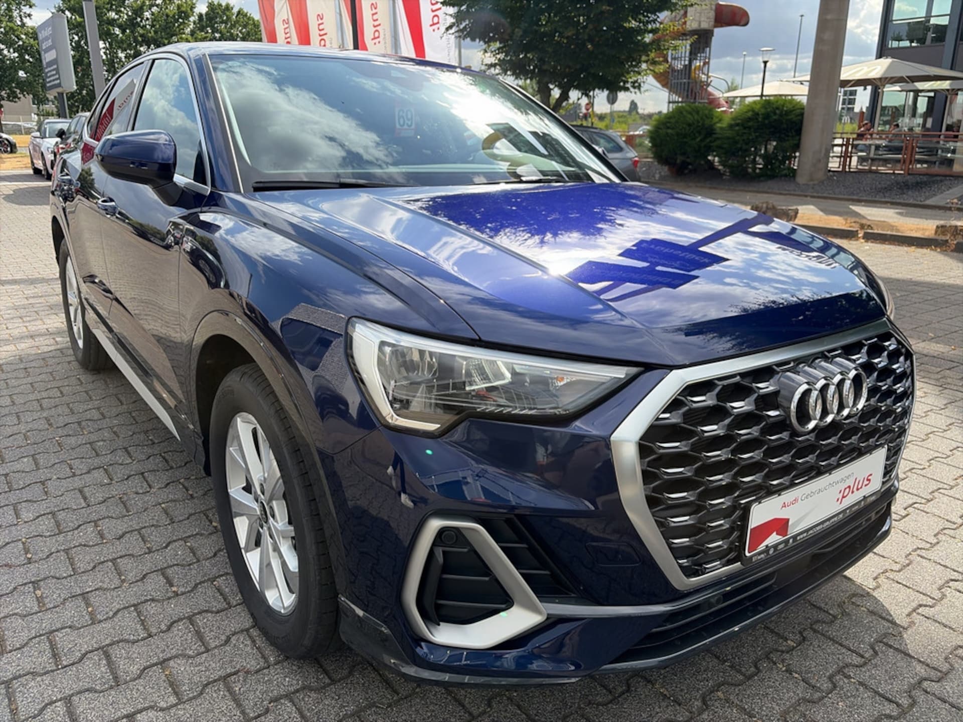 Audi Q3 Sportback S line
