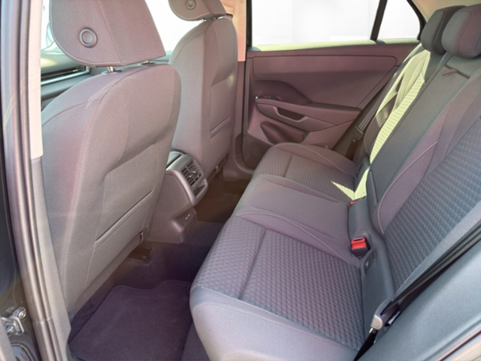 Volkswagen T-Roc – Bild 11