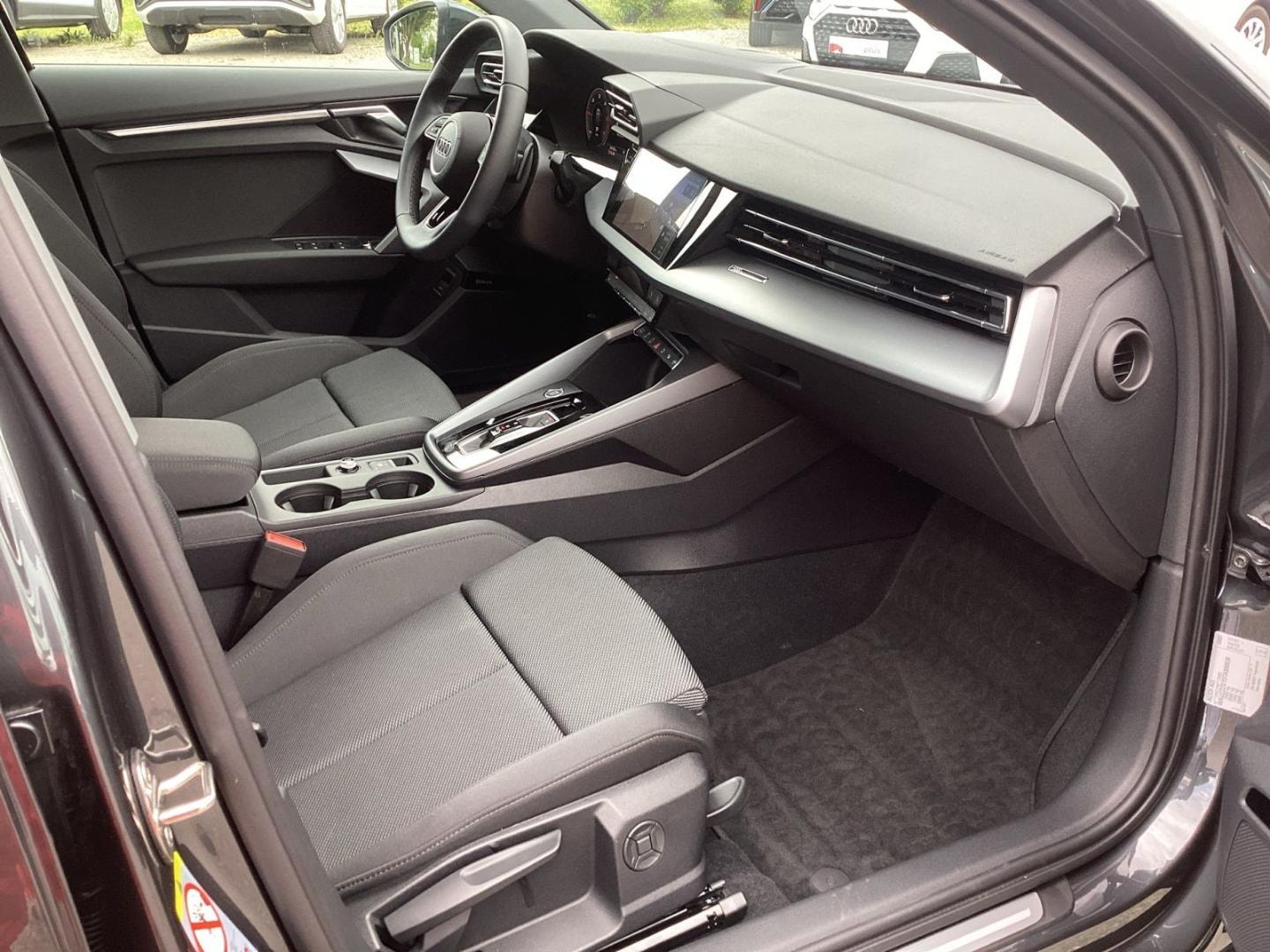 Bild über Audi A3 Sportback TDI S tronic - für weitere Informationen kontaktieren Sie den Audi Partner