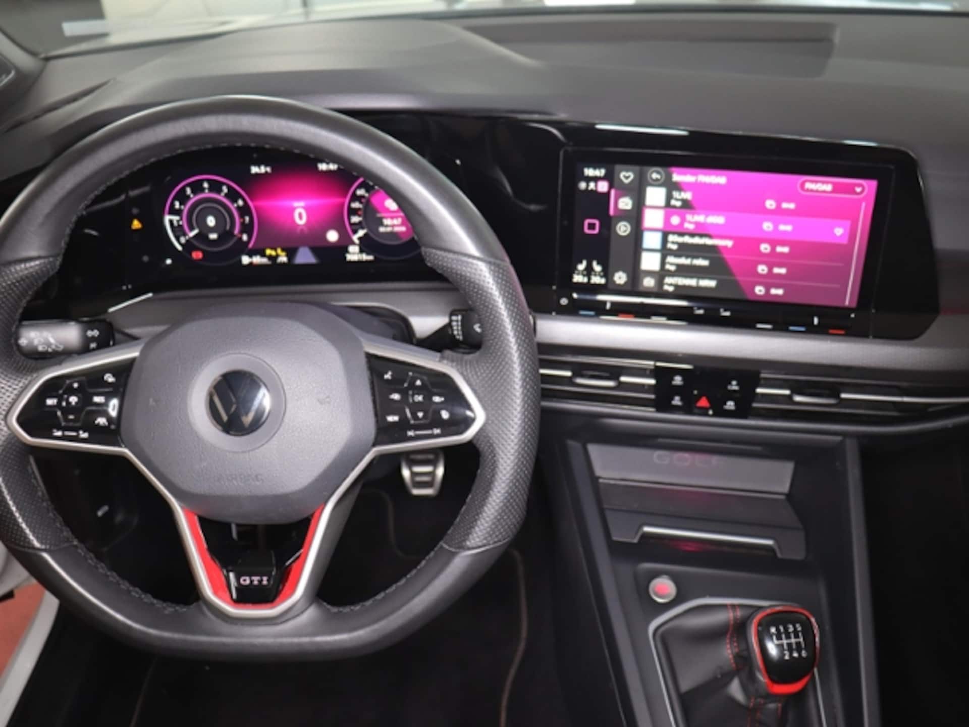 Volkswagen Golf GTI