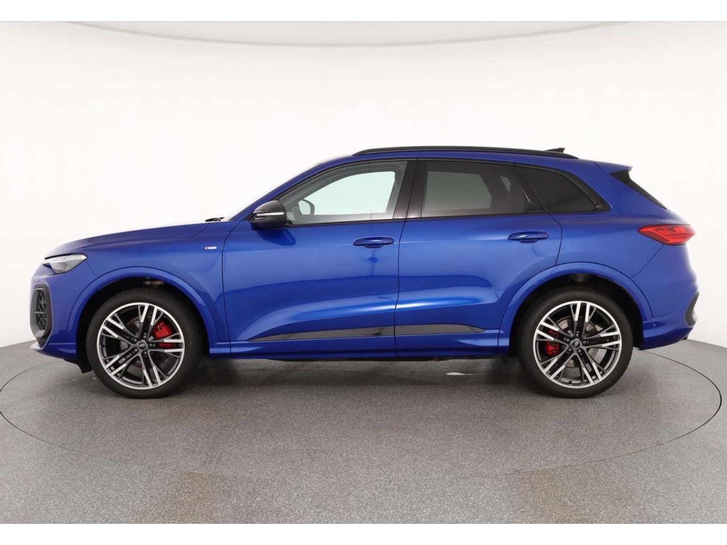 Bild über Audi Q5 SUV TFSI quattro 150 kW S tronic - für weitere Informationen kontaktieren Sie den Audi Partner