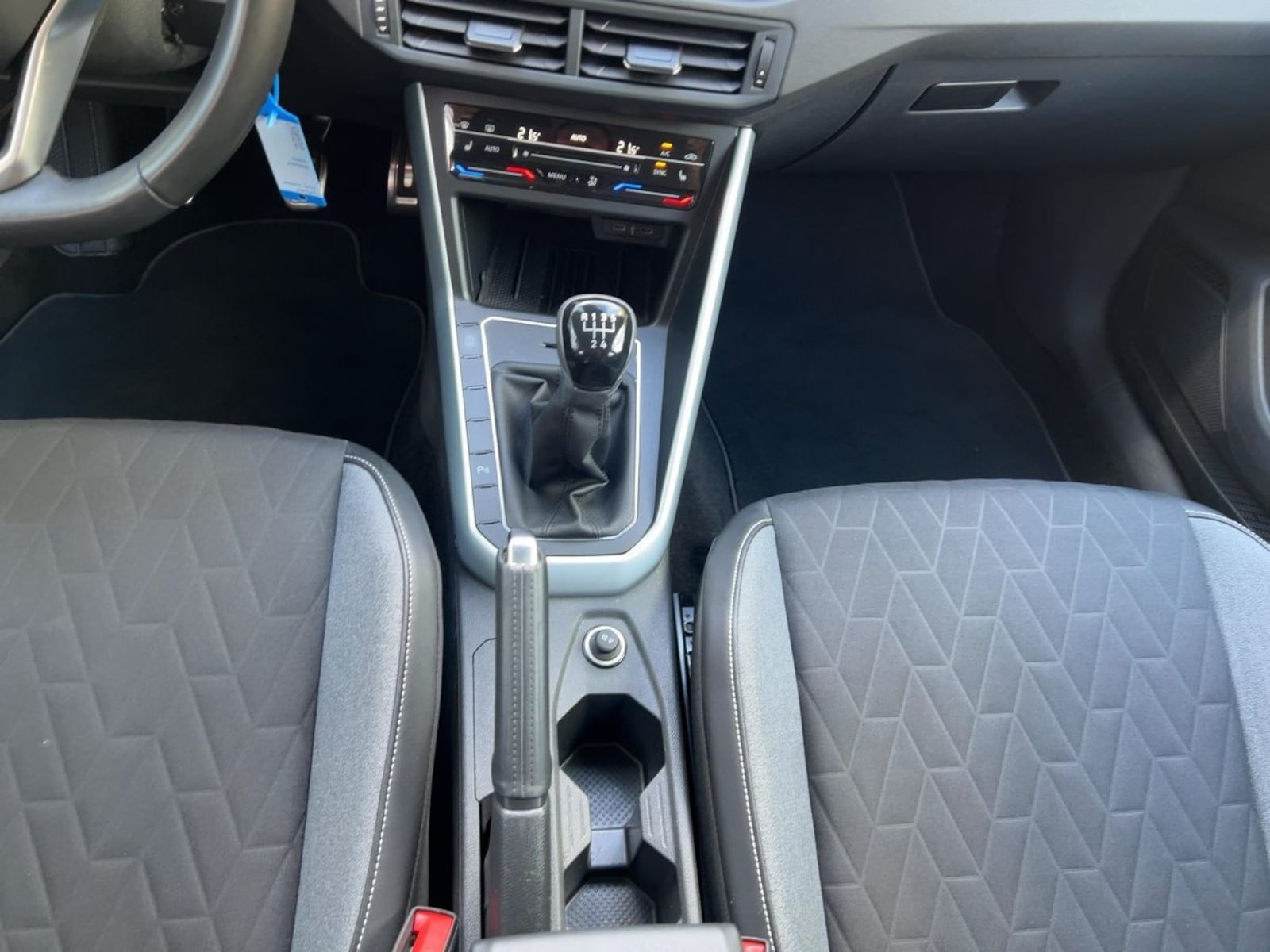 Volkswagen Polo – Bild 12