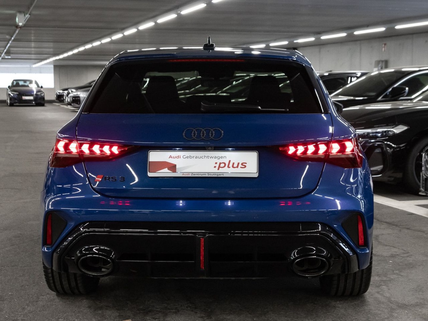 Bild über Audi RS 3 Sportback TFSI quattro 294 kW S tronic - für weitere Informationen kontaktieren Sie den Audi Partner