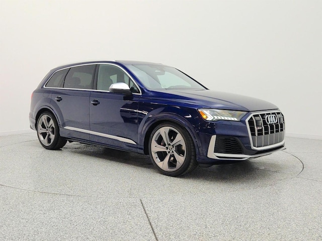 2023 Audi SQ7
