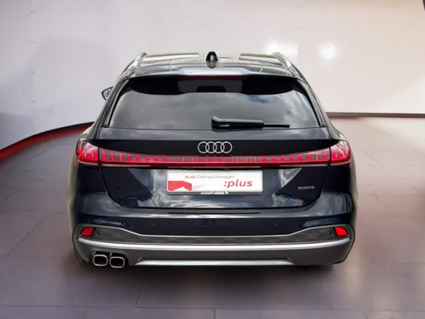Bild über Audi A5 Avant TDI quattro 150 kW S tronic - für weitere Informationen kontaktieren Sie den Audi Partner