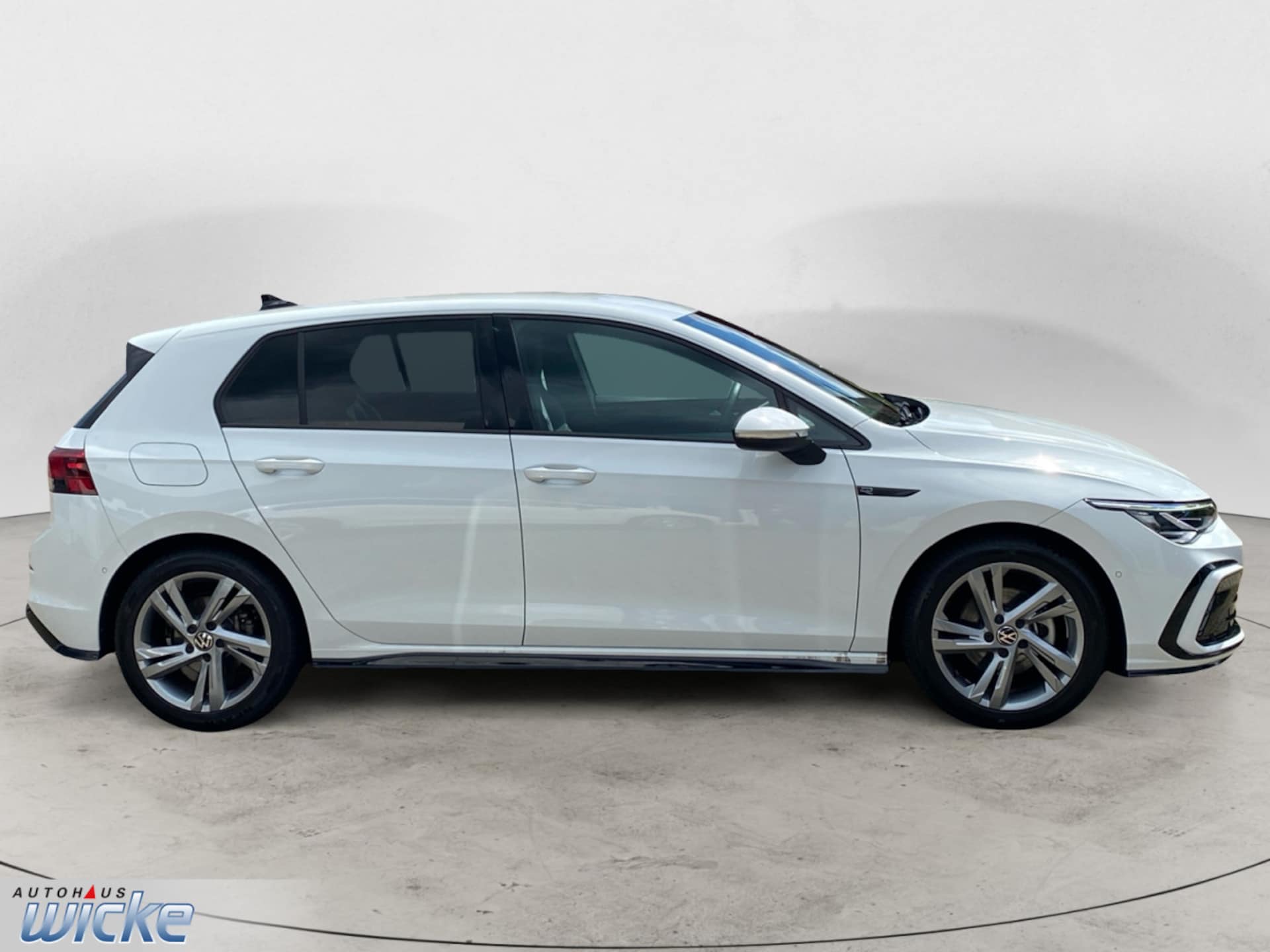 Volkswagen Golf R-Line