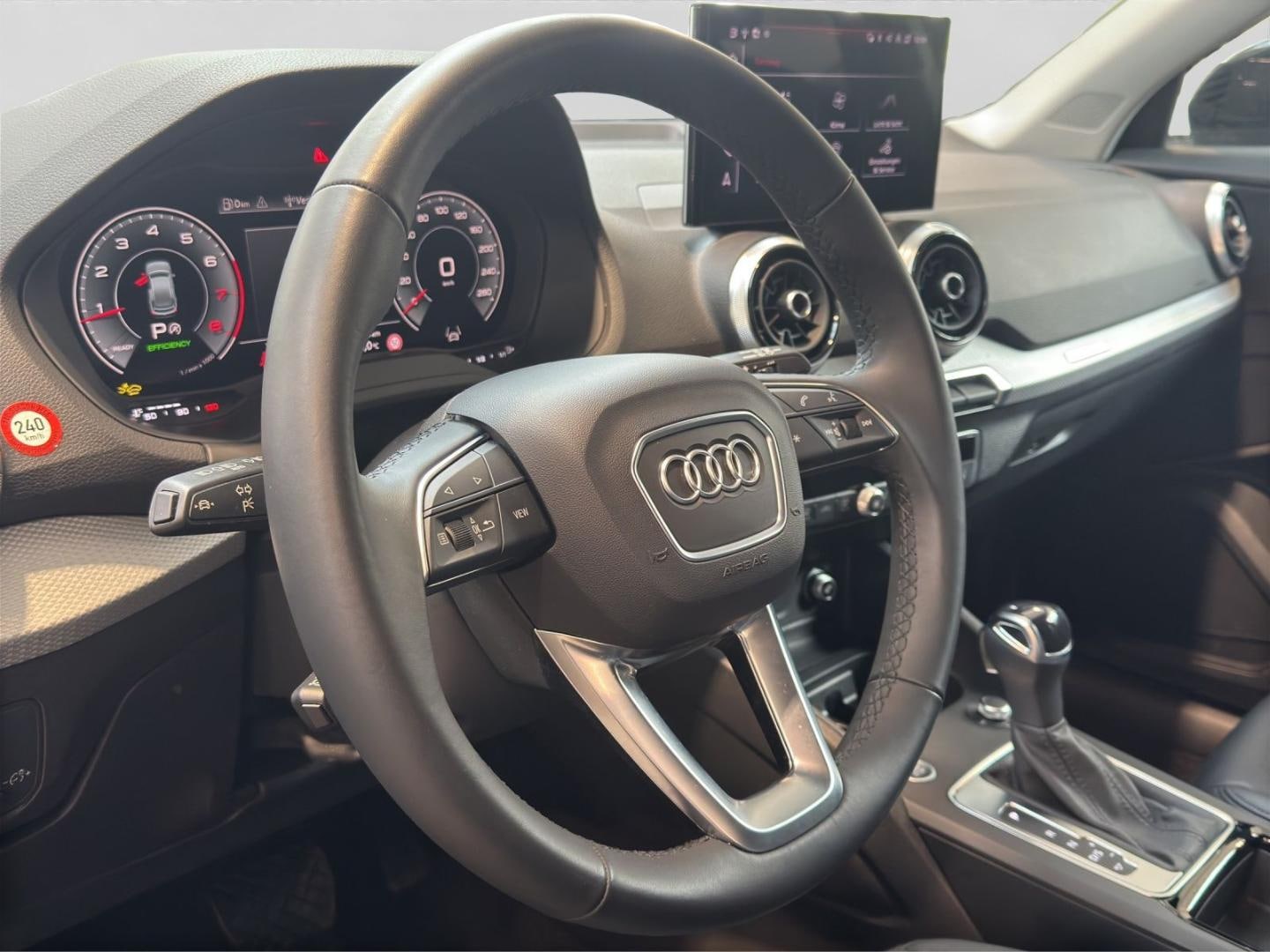 Bild über Audi Q2 S line 40 TFSI quattro S tronic - für weitere Informationen kontaktieren Sie den Audi Partner