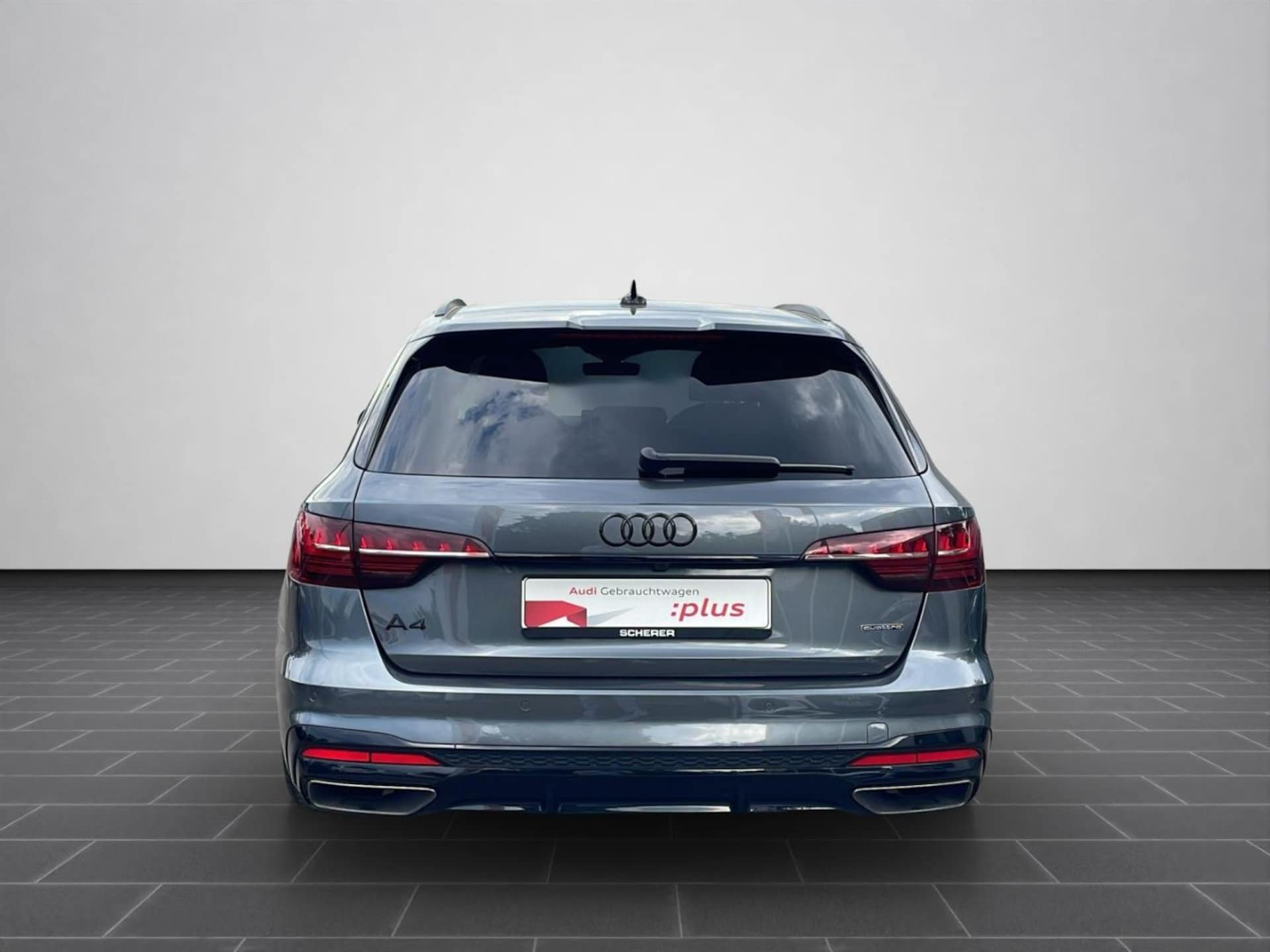Audi A4 Avant S line