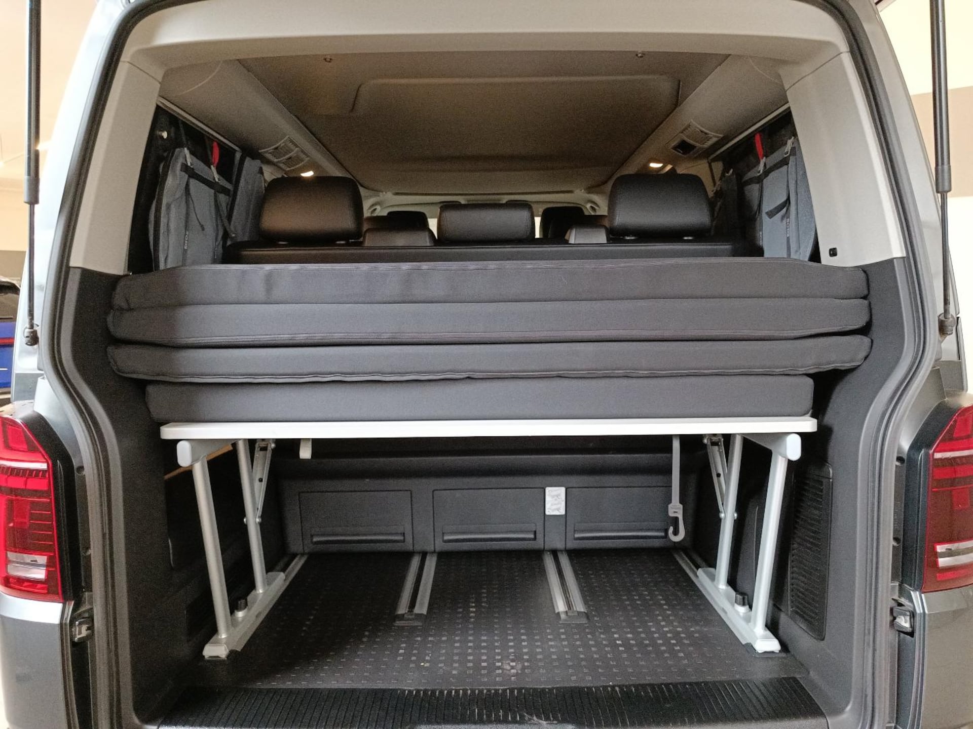 Volkswagen T6.1 California Beach