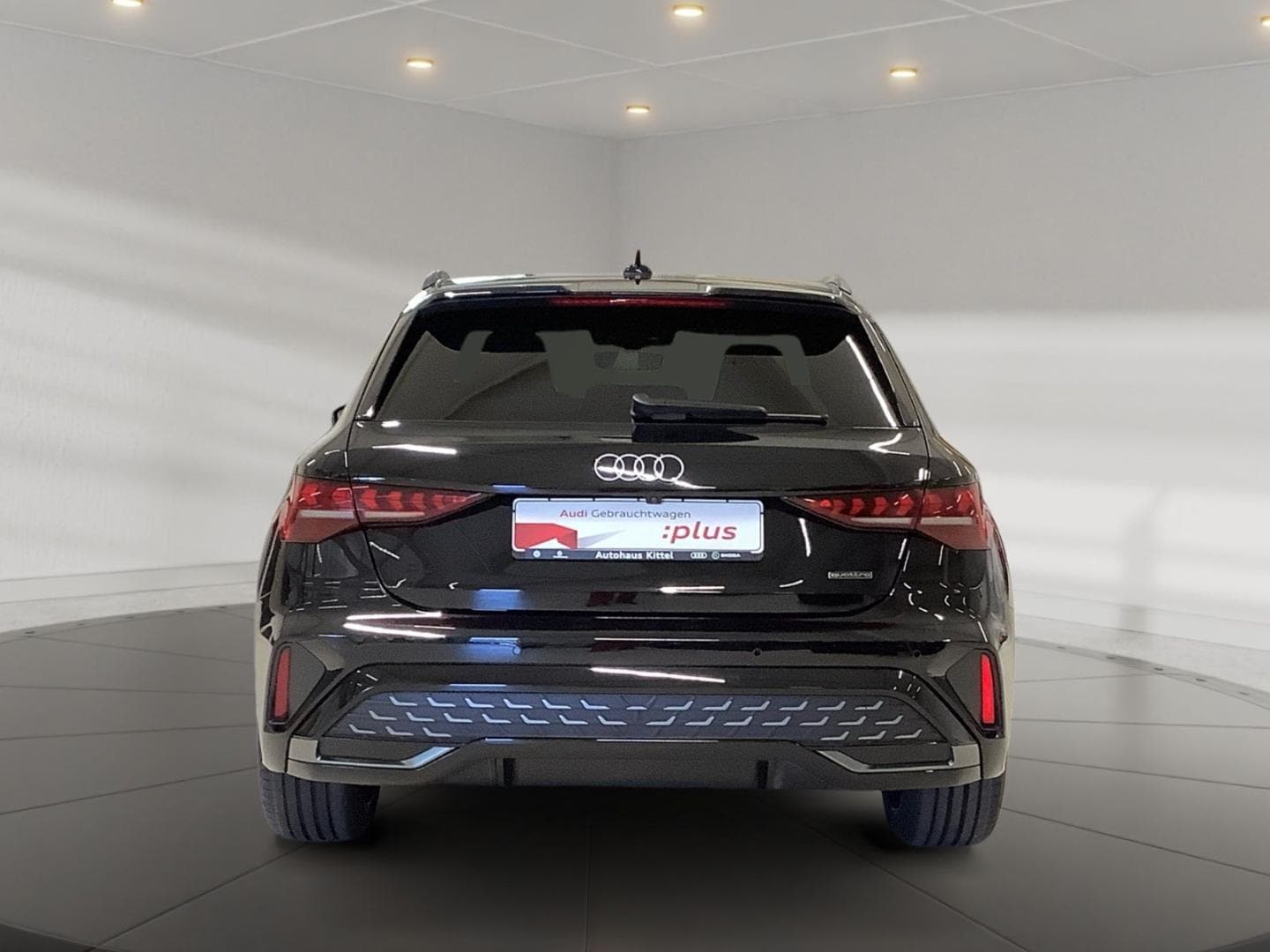 Bild über Audi A3 Sportback TFSI quattro S tronic - für weitere Informationen kontaktieren Sie den Audi Partner