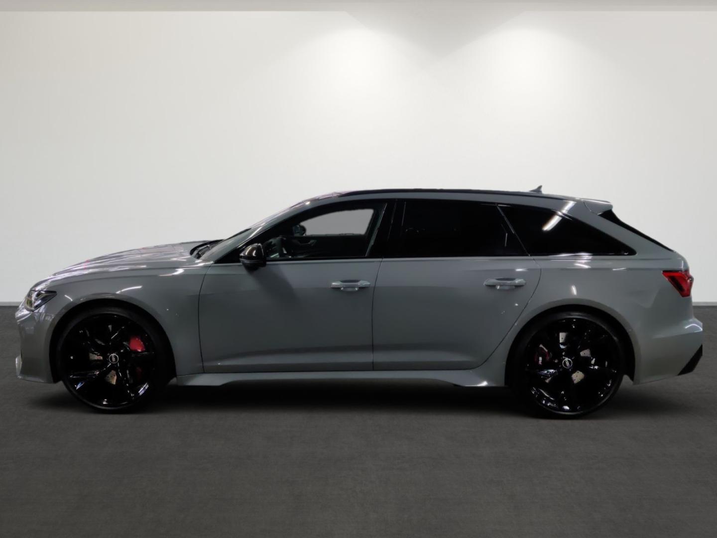 Image about Audi RS 6 Avant performance quattro tiptronic
