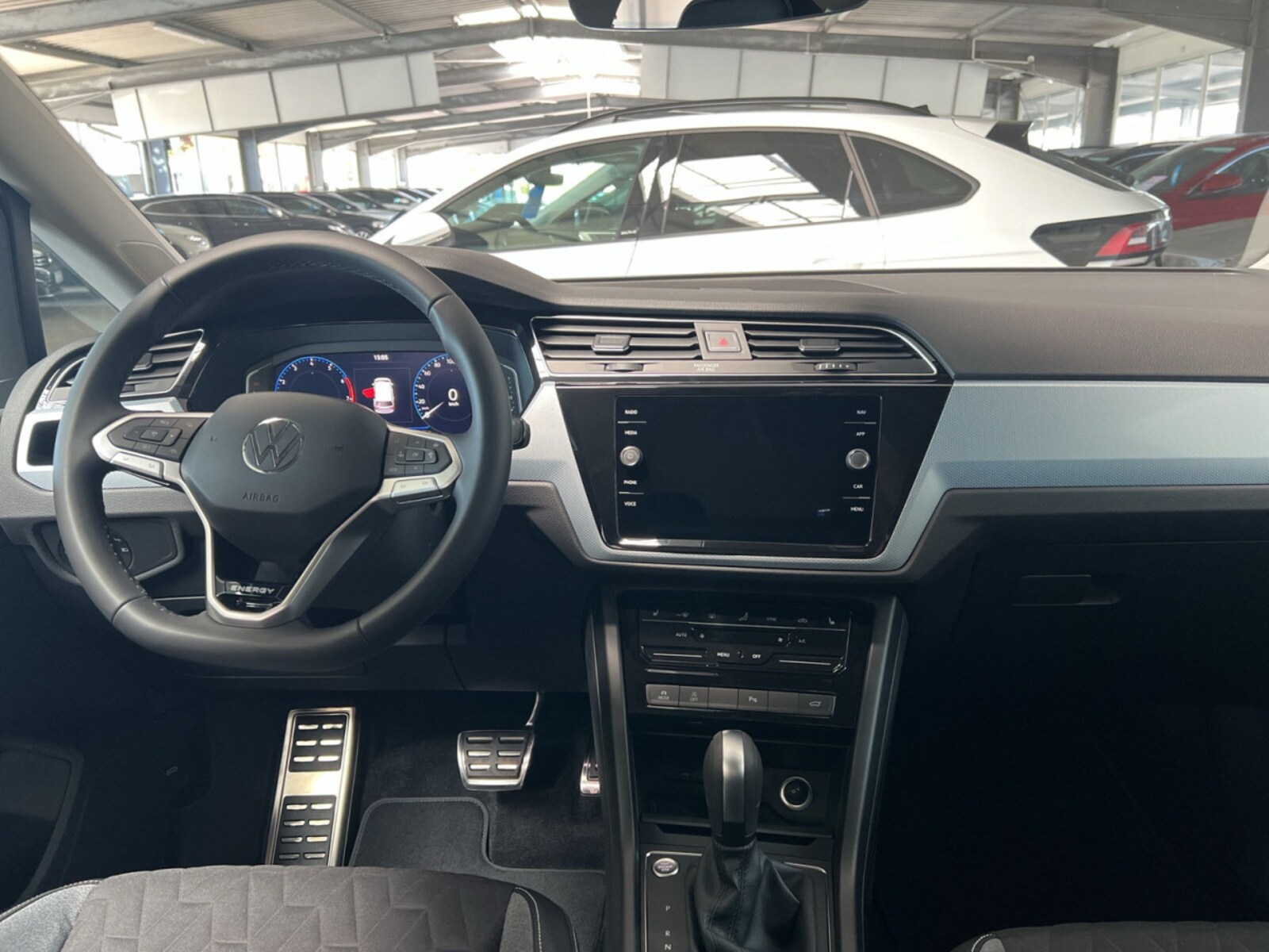 Volkswagen Touran – Bild 8