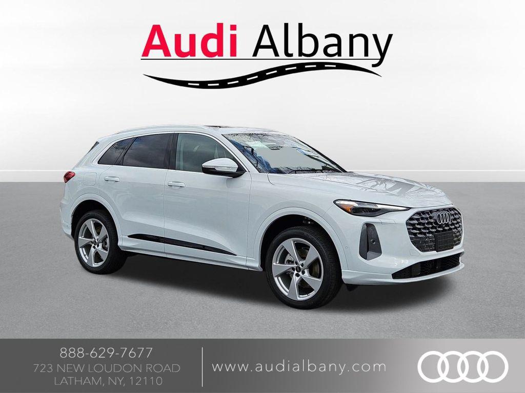 2025 Audi Q5 40 Premium Plus's photo