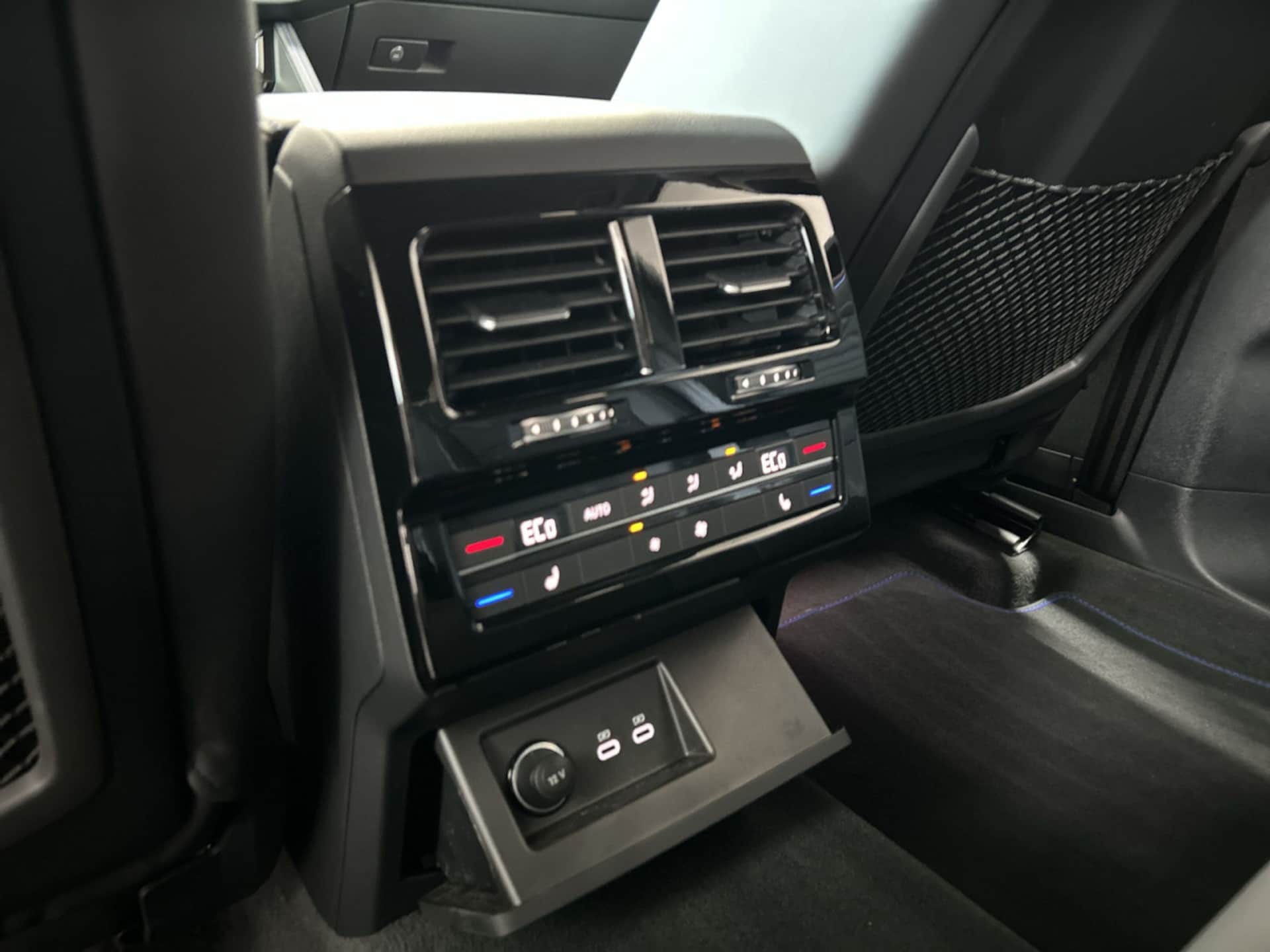 Volkswagen Touareg R