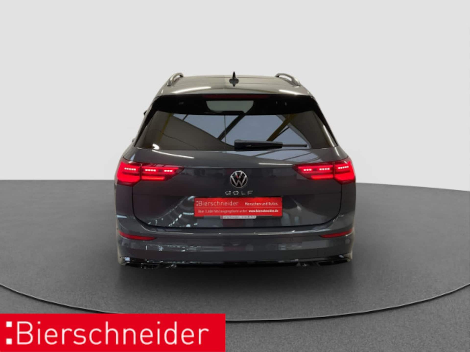 Volkswagen Golf Variant R-Line