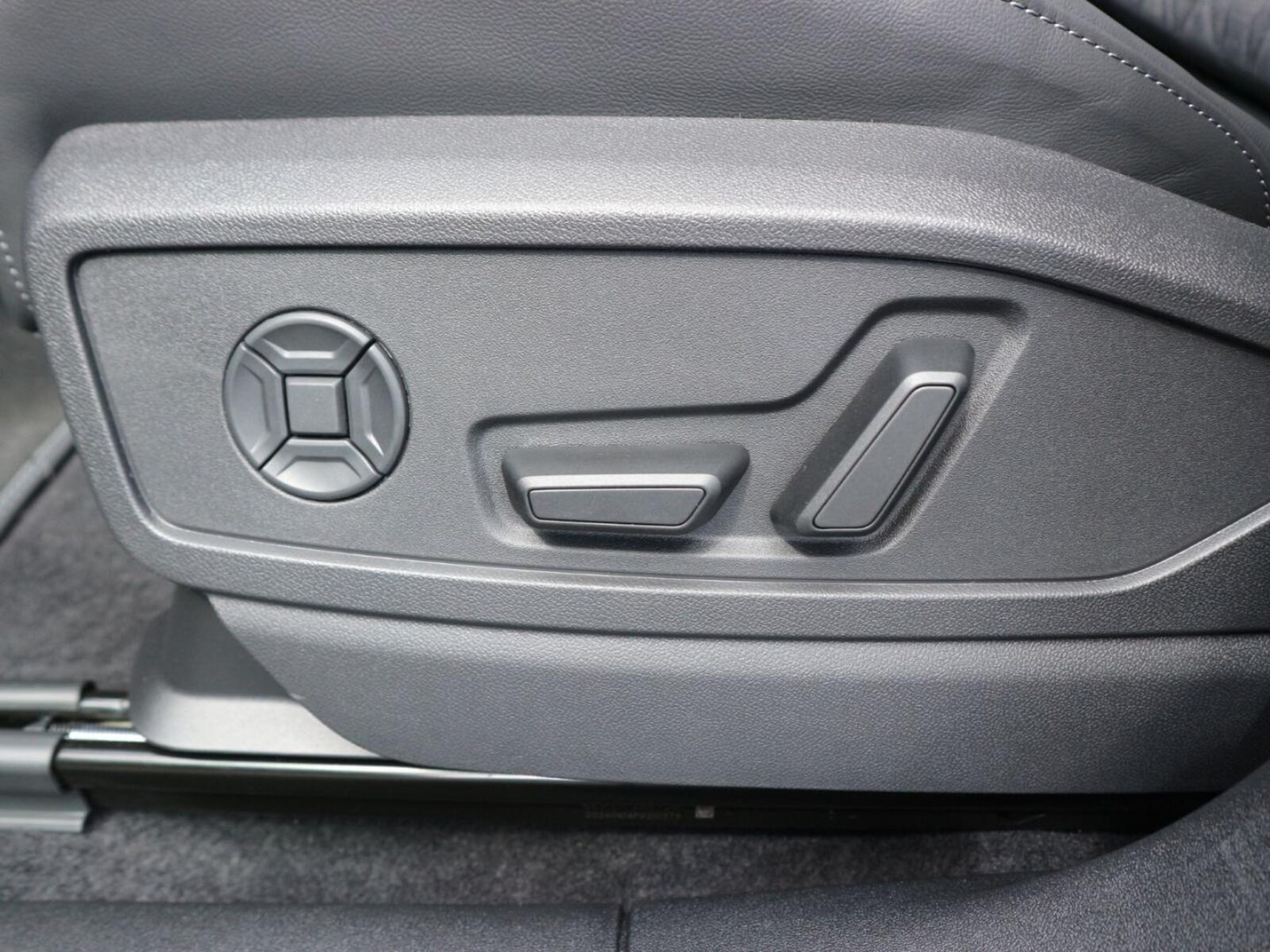 Audi Q5 Sportback – Bild 8