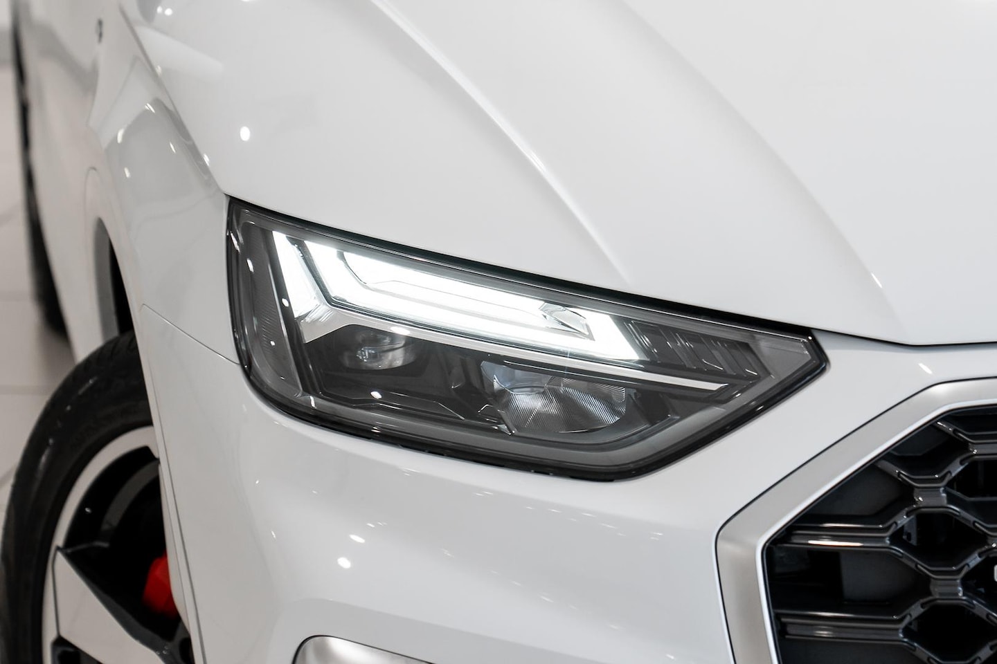 Image about Audi Q5 TFSI e S line 55 TFSI e quattro S tronic