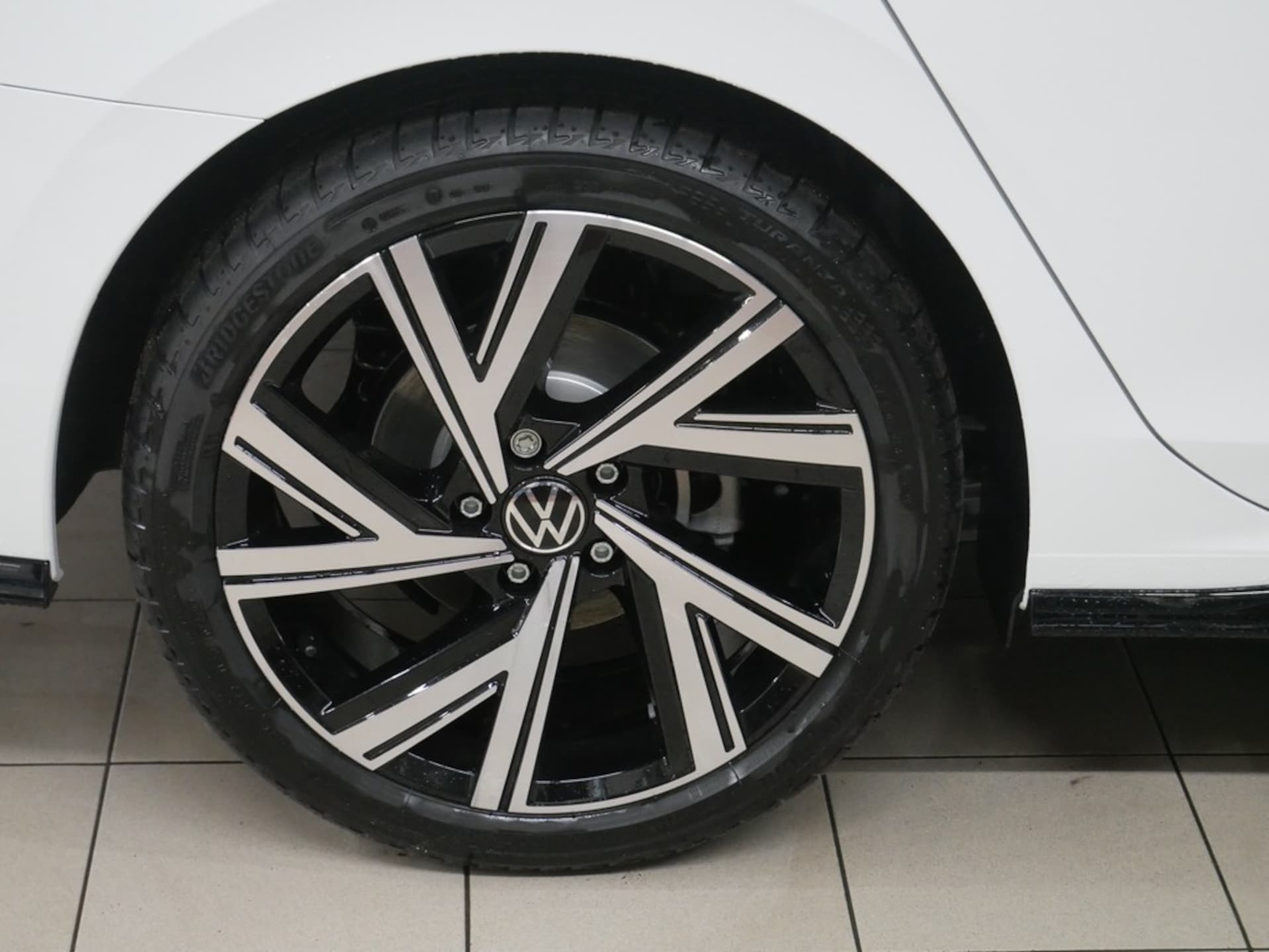 Volkswagen Golf Variant R-Line