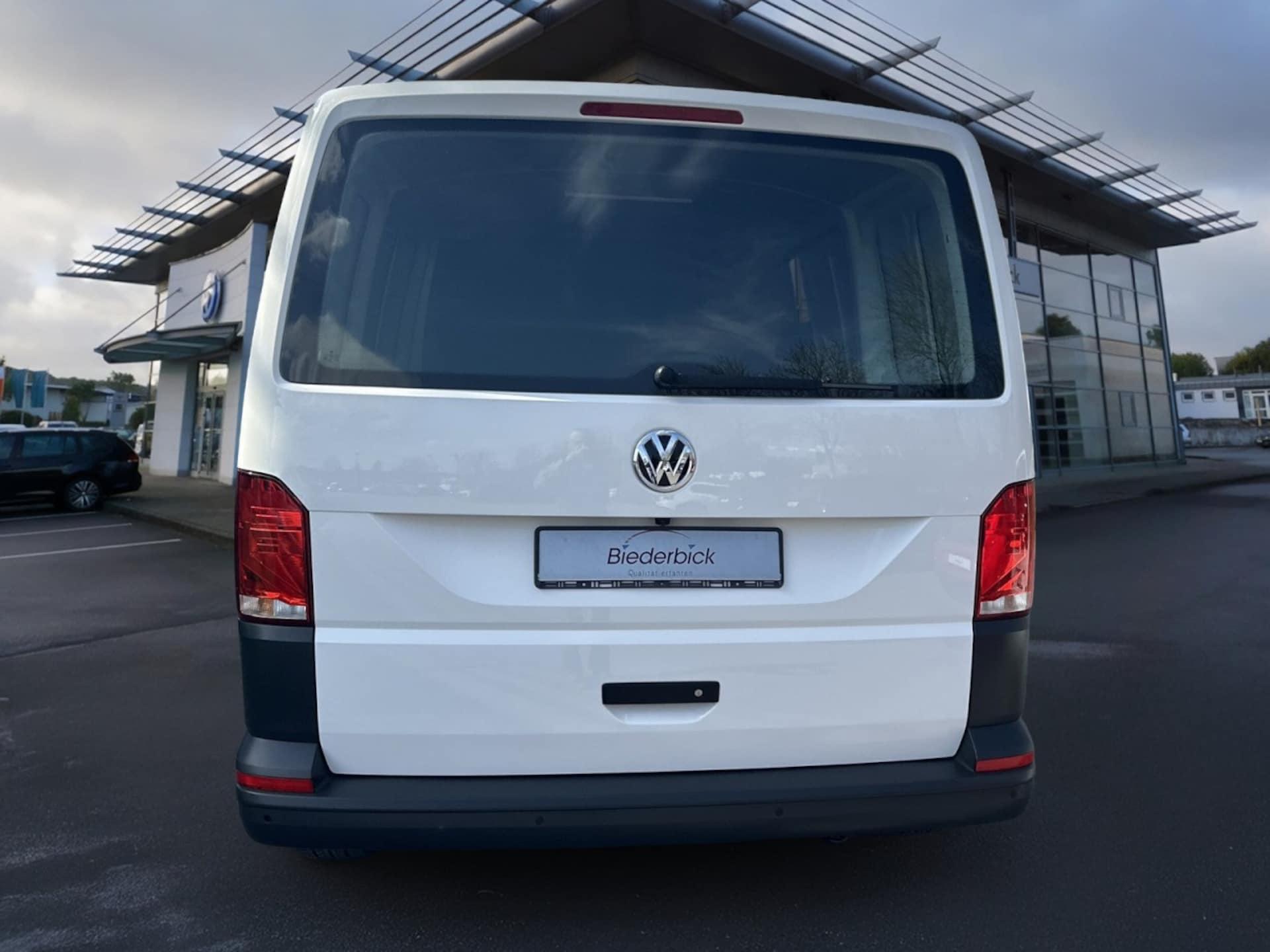 Volkswagen T6.1 Transporter Kasten kurzer Radstand