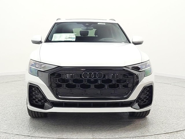 2026 Audi Q8