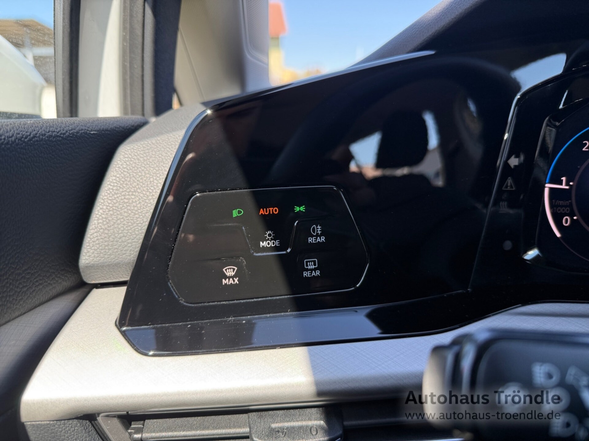 Volkswagen Golf Variant Life