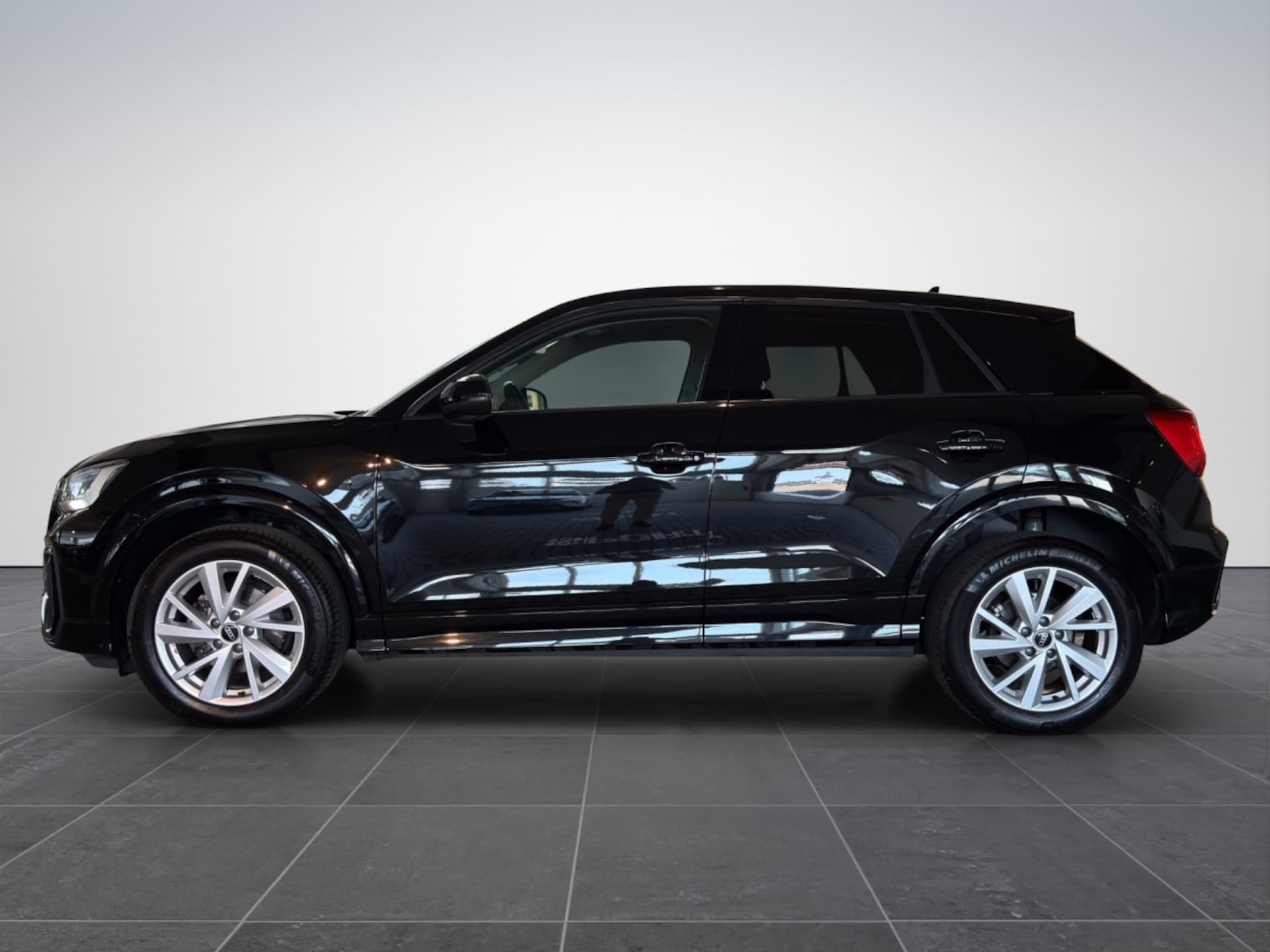Audi Q2 S line