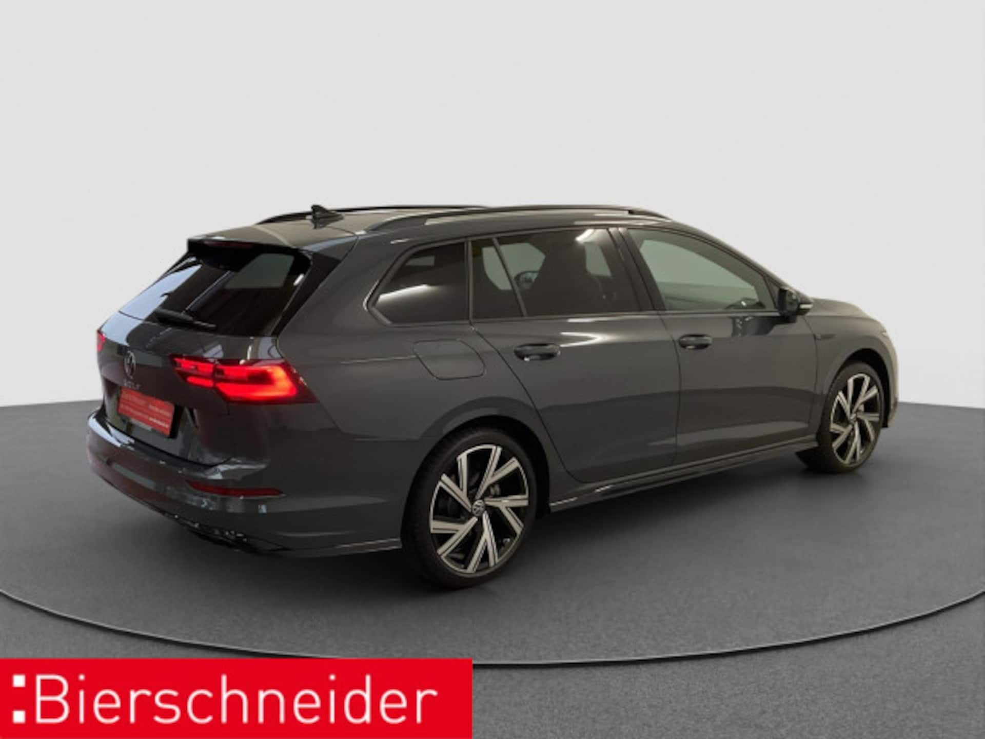 Volkswagen Golf Variant R-Line