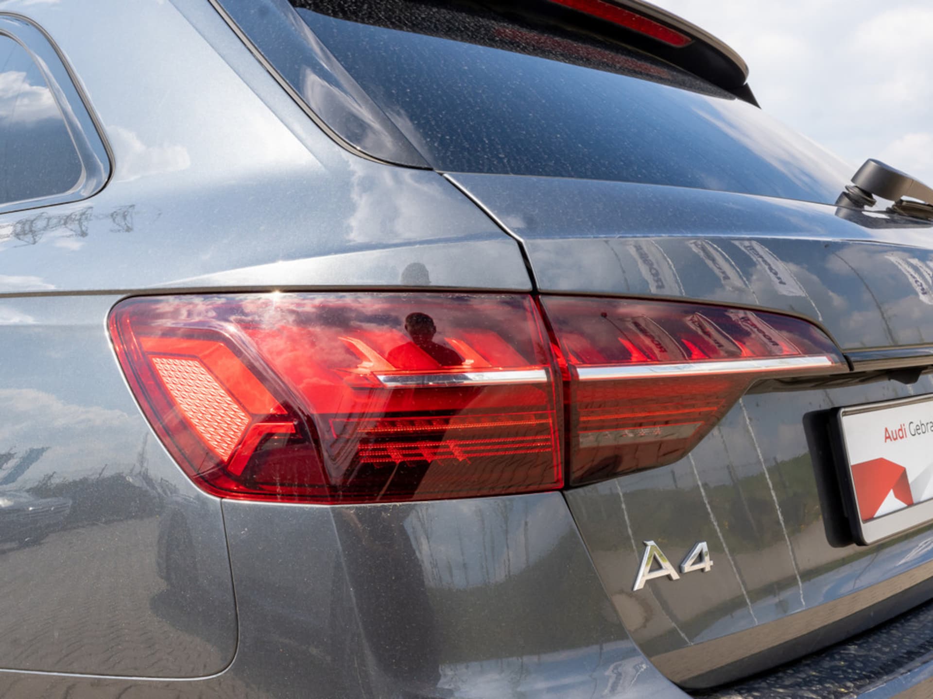 Audi A4 Avant S line