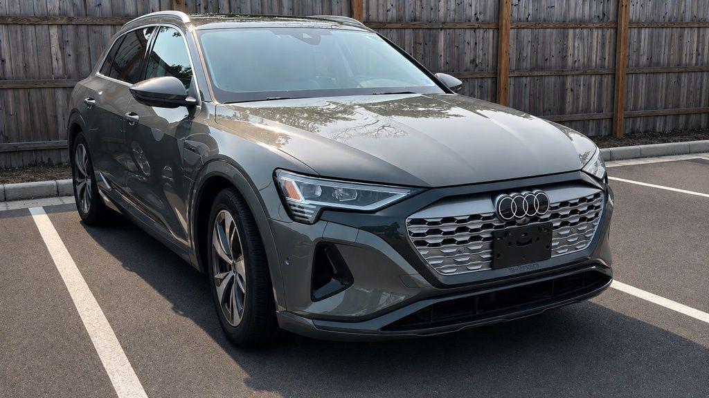 2024 Audi Q8 e-tron