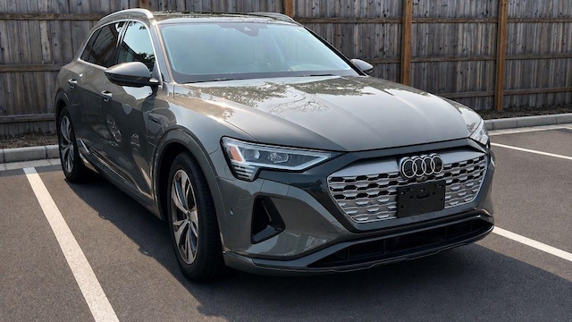 2024 Audi Q8 e-tron