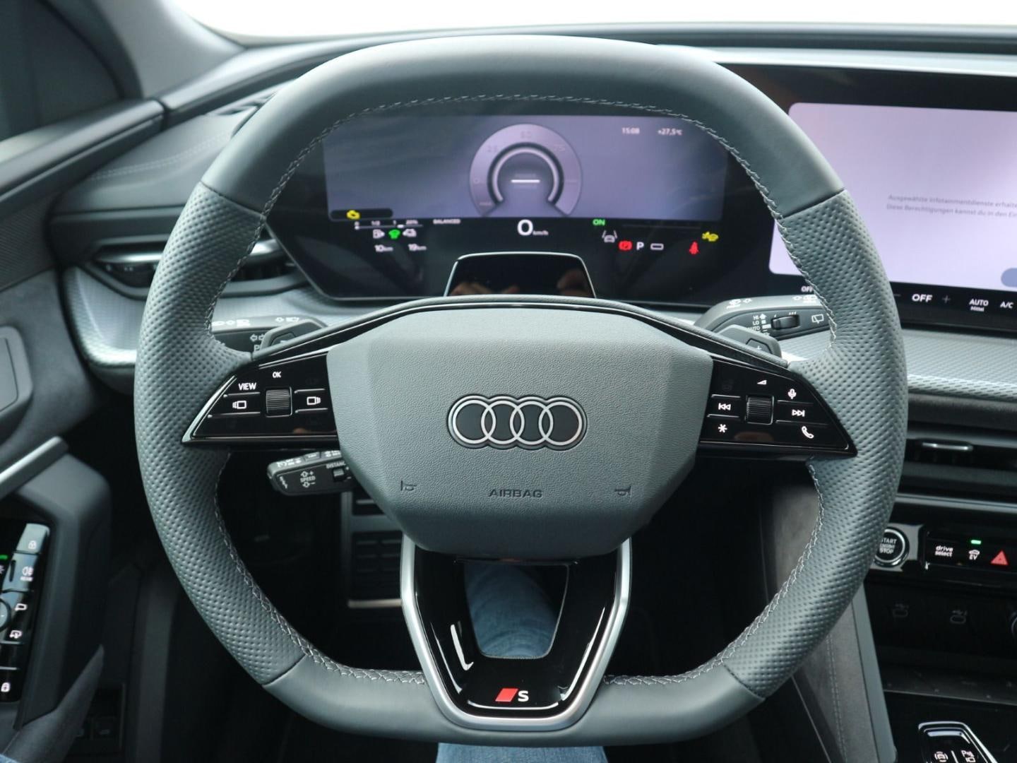 Bild über Audi Q5 Sportback e-hybrid e-hybrid quattro 270 kW S tronic - für weitere Informationen kontaktieren Sie den Audi Partner
