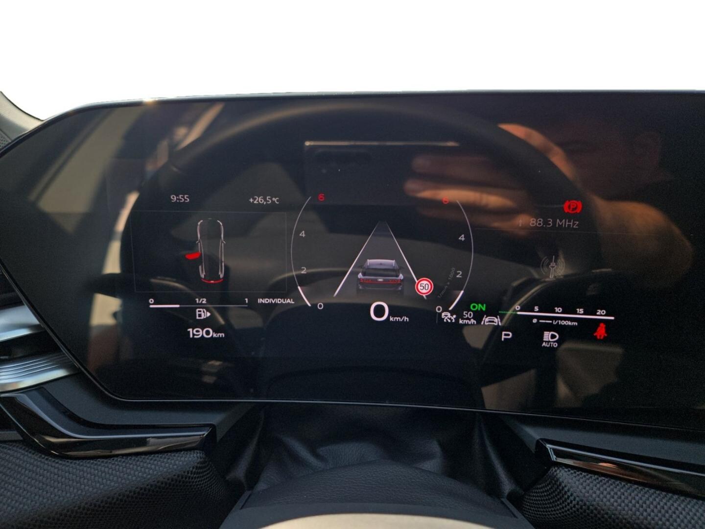 Bild über Audi A6 Avant TDI quattro 150 kW S tronic - für weitere Informationen kontaktieren Sie den Audi Partner