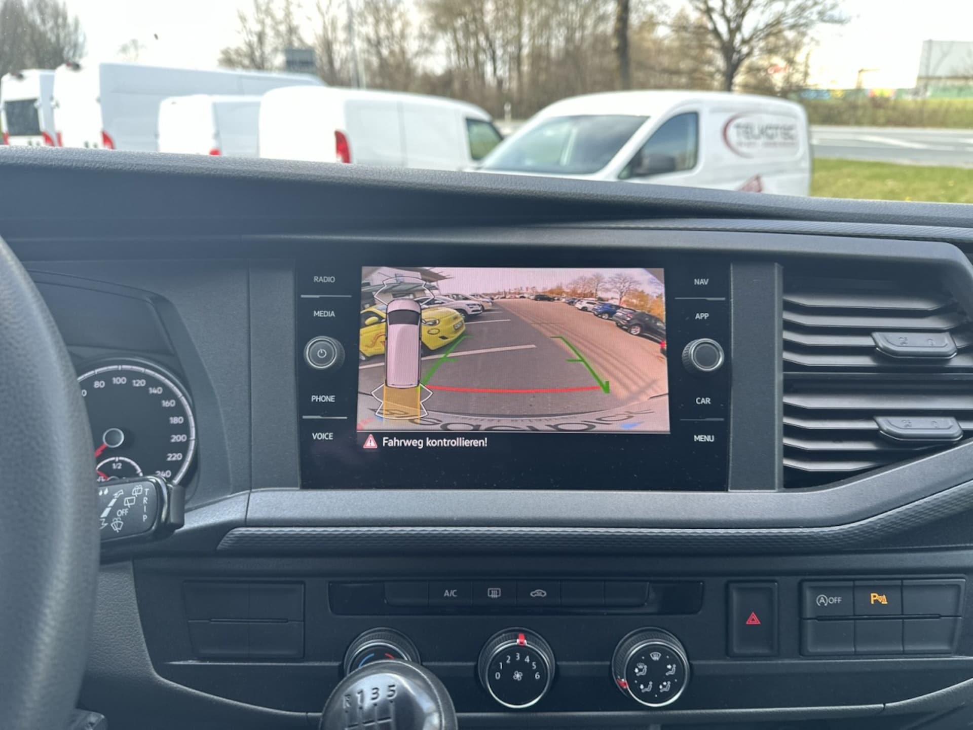 Volkswagen T6.1 Transporter Kasten kurzer Radstand