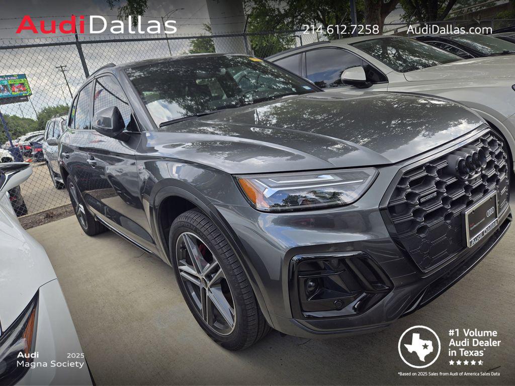 2024 Audi Q5 55 e Premium Plus's photo