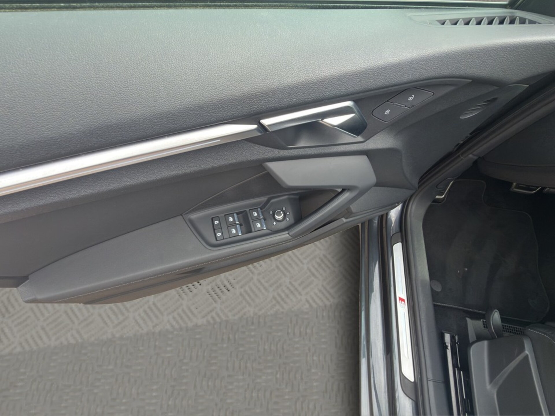 Audi A3 Limousine edition one