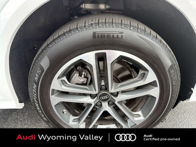 2025 Audi Q5 Premium - Photo 17