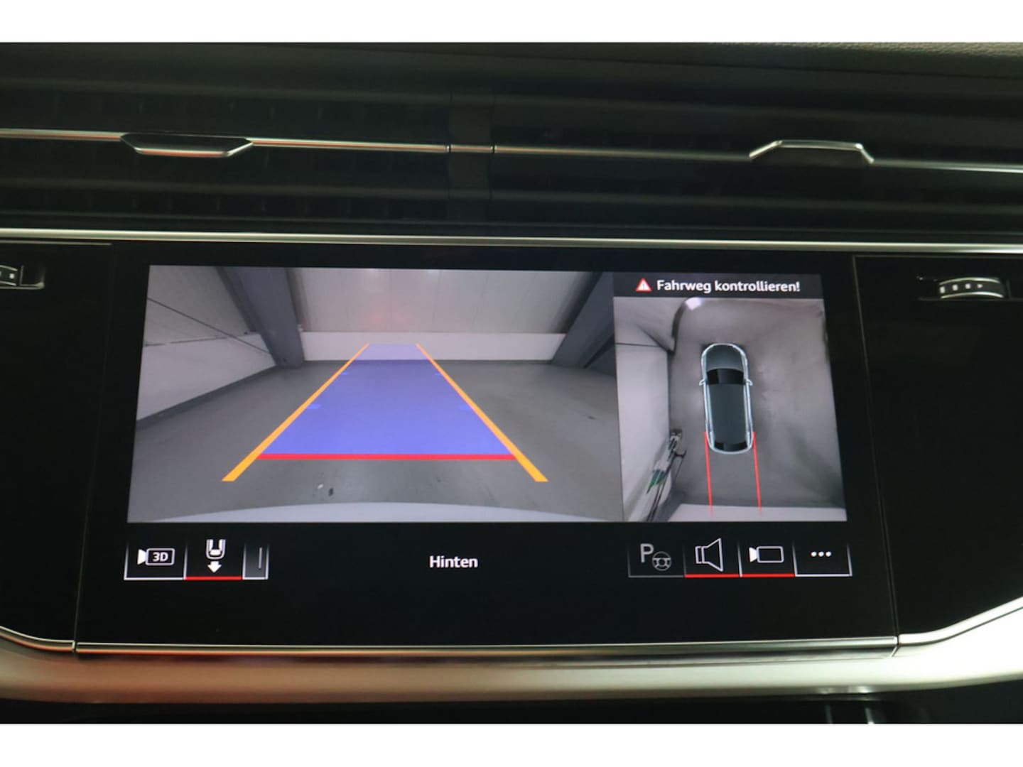 Bild über Audi Q8 SUV 50 TDI quattro tiptronic - für weitere Informationen kontaktieren Sie den Audi Partner