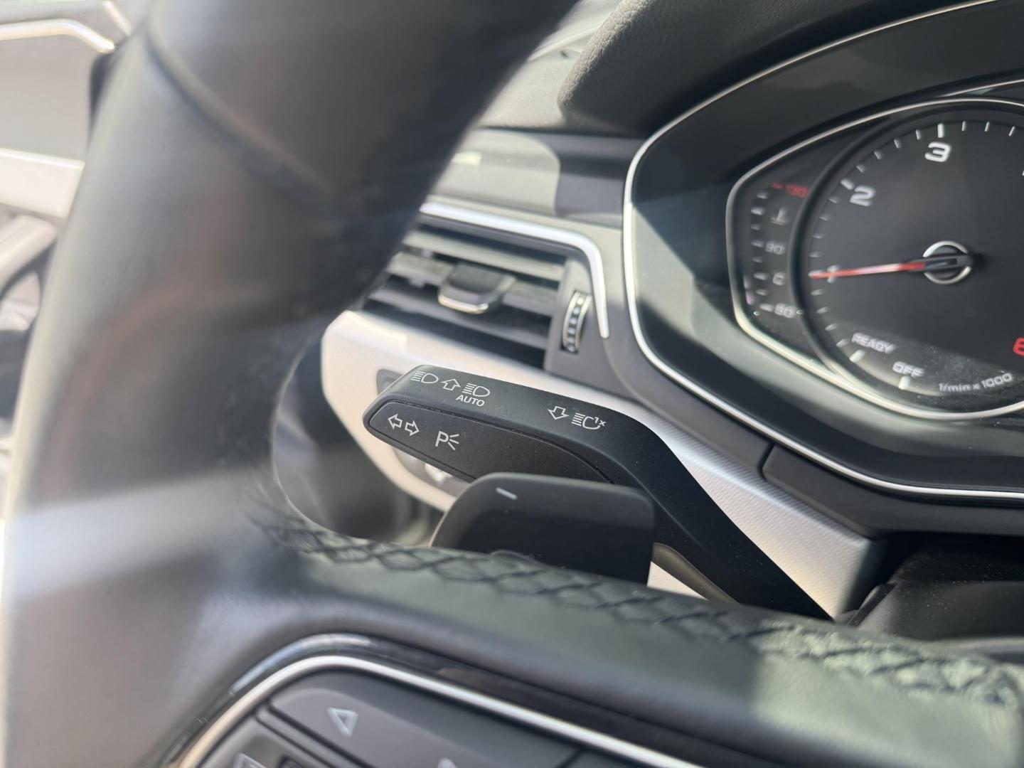 Image about Audi A4 allroad quattro Design 40 TDI 150 kW (204 ch) S tronic