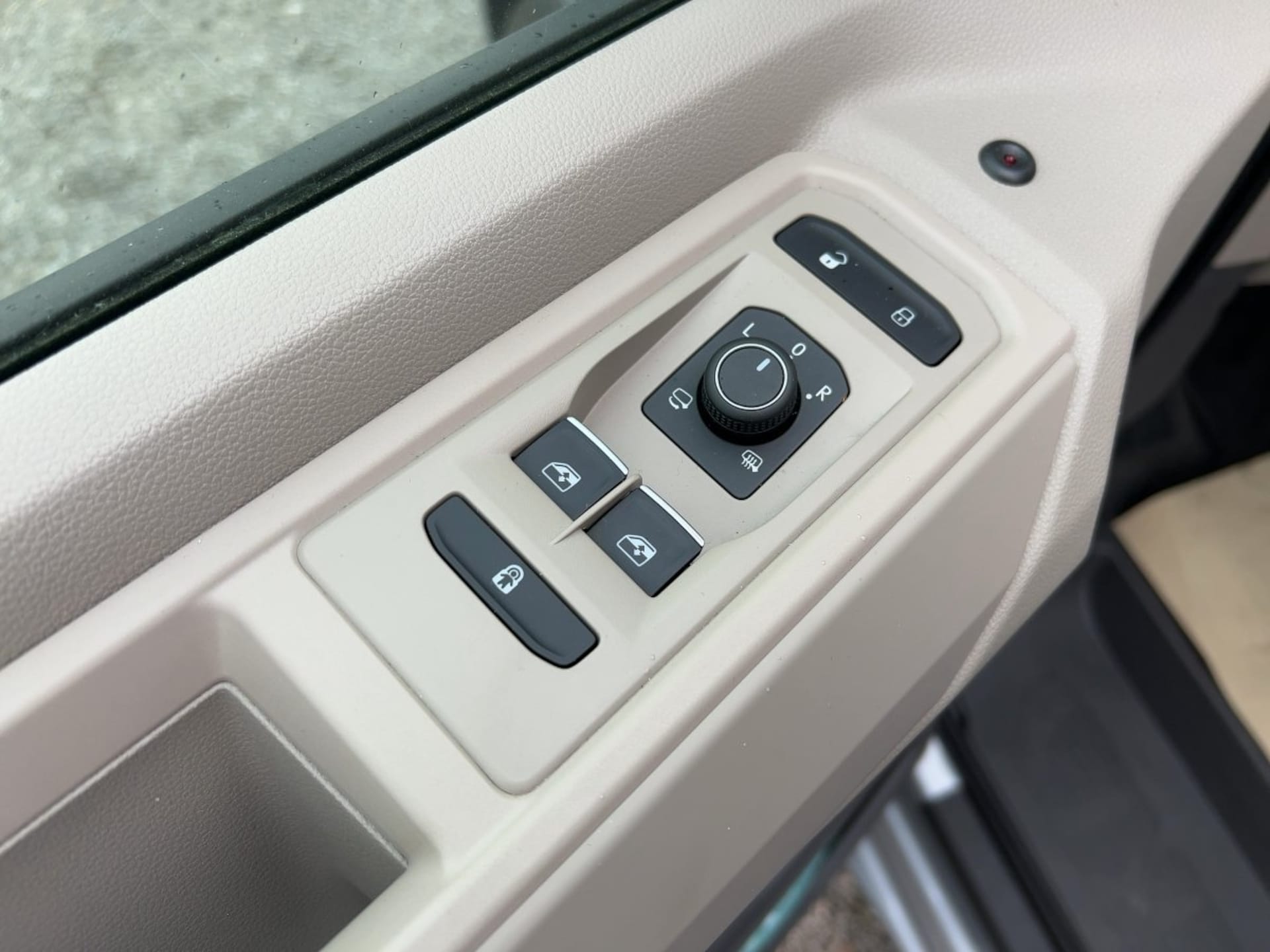 Volkswagen Multivan Life