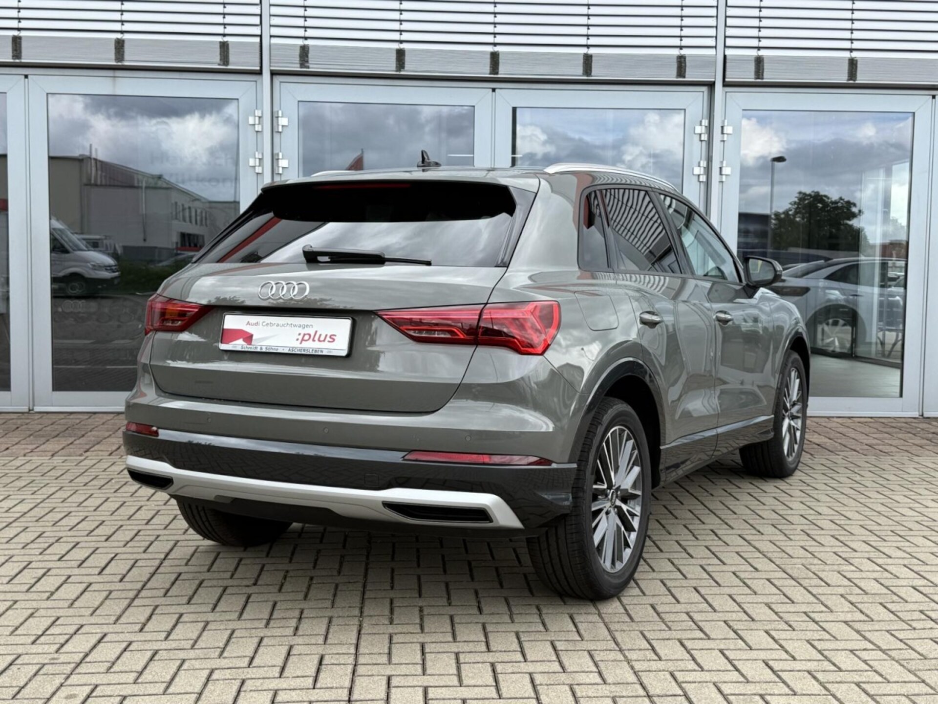 Audi Q3 SUV advanced