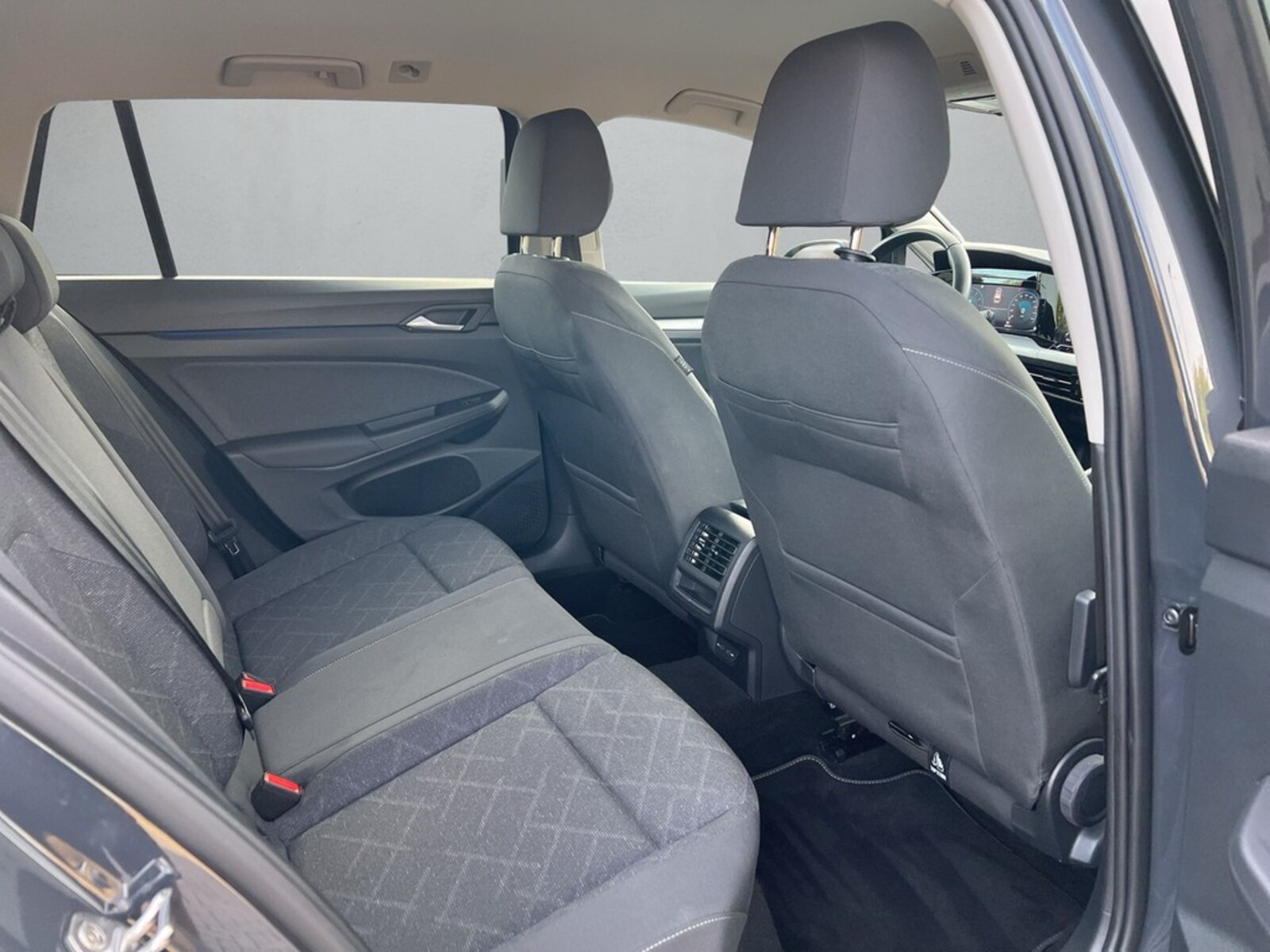 Volkswagen Golf Variant – Bild 13