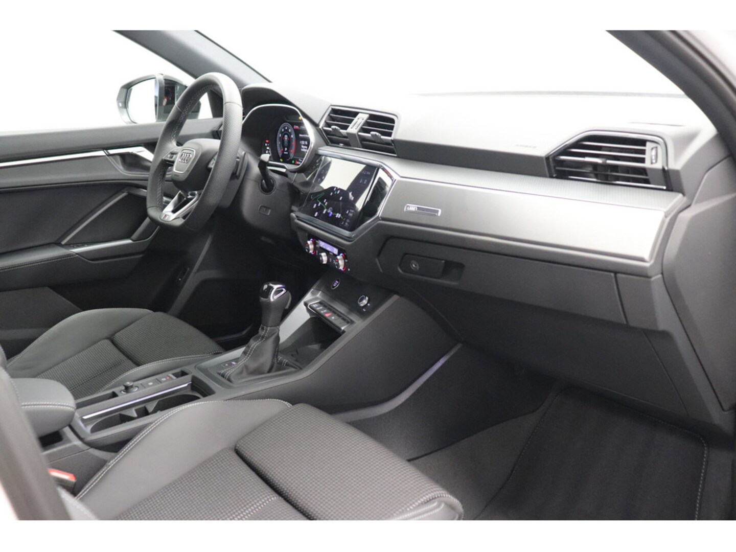Bild über Audi Q3 TFSI 110 kW S tronic - für weitere Informationen kontaktieren Sie den Audi Partner