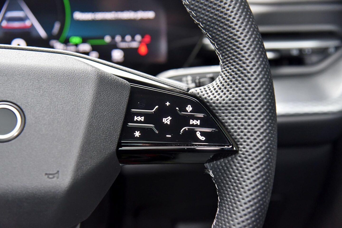 Image about Audi Q5 SUV e-hybrid quattro S tronic